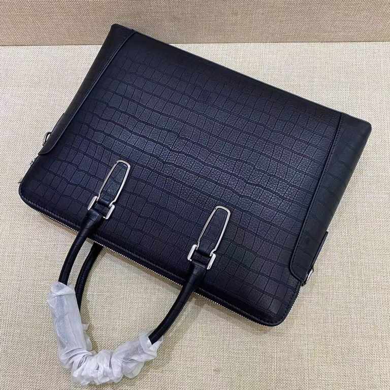 Waiting for a long time finally arrived! The original Italian    G family handbag crossbody bag briefcase   this year's heavy new channel goods   vibrant business   ideal for men's    LOGO clear as a bell  ! Top quality 