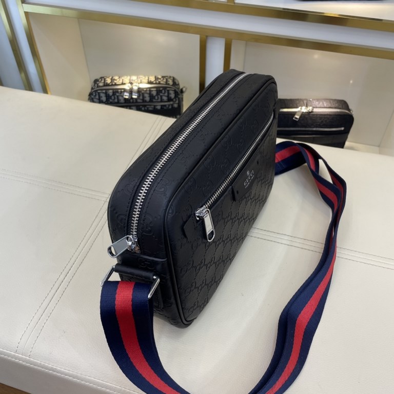 The original official network Model 8004-3 original single goods [love] Gucci original single authentic new counter with the same high-end men's casual cross-body bag   workmanship super refined and elegant. Equipped wit