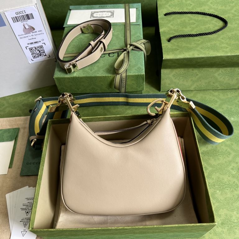 .  With a full set of original green box packaging GG Gucci Attache Series Small Shoulder Backpack The Gucci Love March collection is a refreshed interpretation of the brand's canonical elements, paying homage to the end