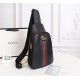 Gucci [G family]    hot new - chest bag   classic red and green stripes, simple and stylish  hundred   effect is very great     exclusive physical photos  , self-use gift   preferred   size  19304 Model 0425