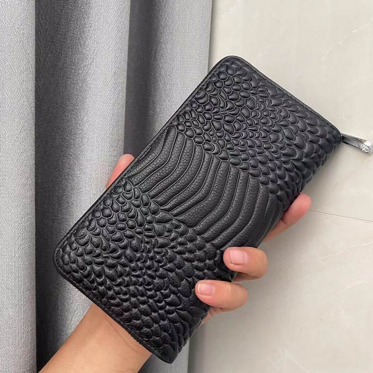 Out of the shipment [Heyha] G family clutch bag zipper wallet authentic get your hands on you understand how good Special cowhide leather, removable handle strap, the size of the body can be on the body Oh! Size 20102