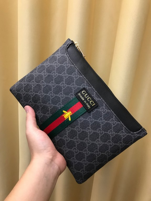 With the box     year (Gucci Gucci   ) handbag G home the latest models, exclusive first,  the original version of the quality, fine workmanship, and another super models popping models attack! Inside there are 6 large c