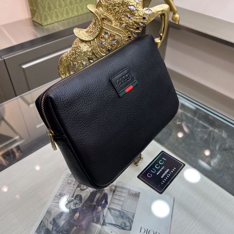 GUCCI Gucci   Listed   , high quality handbag, original single quality, its design is simple and generous, easy to wear on the body, cowhide leather to create, the version of the effect is unbeatable, making it more fash