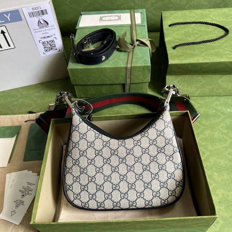 .  With a full set of original green box packaging GG Gucci Attache Series Small Shoulder Backpack The Gucci Love March collection is a refreshed interpretation of the brand's canonical elements, paying homage to the end