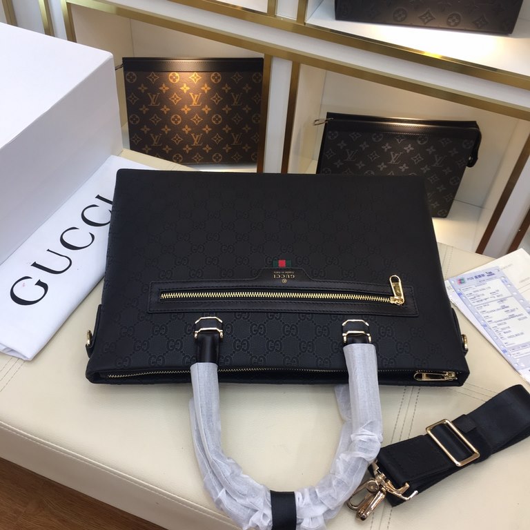 .      Original official website 66578-1 Gucci original single authentic new counter with the same high-end men's casual briefcase   workmanship is super refined and elegant. With imported raw materials cowhide counter s