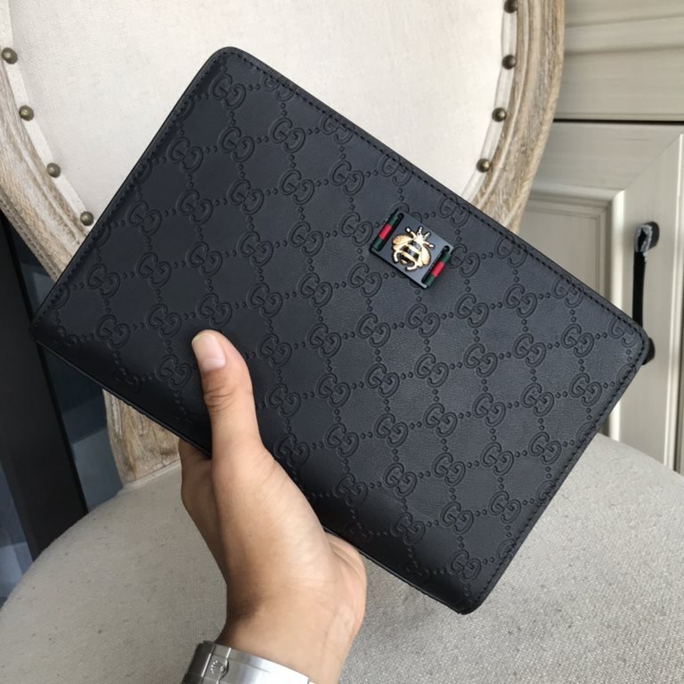 Top counter rat ruthless goods 2022 latest hot models Gucci stainless steel combination lock clutch bag hot models a large number of shipments, clamoring counter goods  top original single goods  paper talking about brag