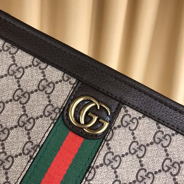 With the box (Gucci Gucci   ) handbag G family latest clip models bag volume capacity,  new handbag Original version of the quality, finish the work of the United States, another super models burst to the models attack! 