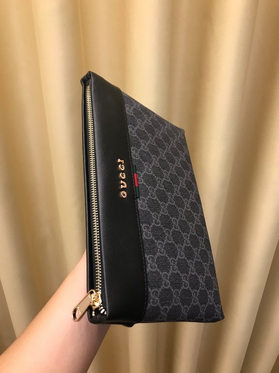 With the box     year (Gucci Gucci   ) handbag G family's latest models, exclusive first,  original version of the quality, fine workmanship, another super models popping models attack! Inside the 6 card slots, a large i