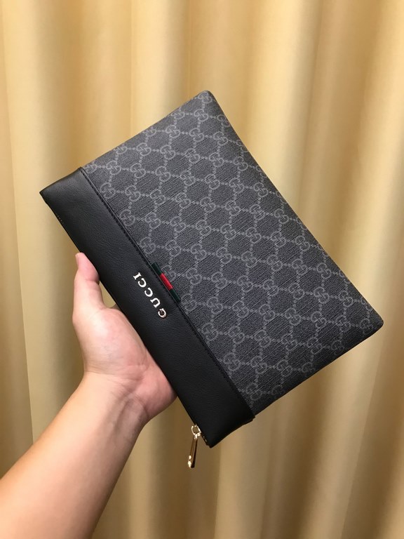 With the box     year (Gucci Gucci   ) handbag G family's latest models, exclusive first,  original version of the quality, fine workmanship, another super models popping models attack! Inside the 6 card slots, a large i