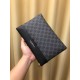 With the box     year (Gucci Gucci   ) handbag G family's latest models, exclusive first,  original version of the quality, fine workmanship, another super models popping models attack! Inside the 6 card slots, a large i