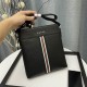 New coming (Model 33090-2)  Gucci gucci Casual men's bag. Imported head layer cowhide  , large capacity   more lightweight, simple and casual, sales champion. Travel must take him, handsome full, and this section is ofte