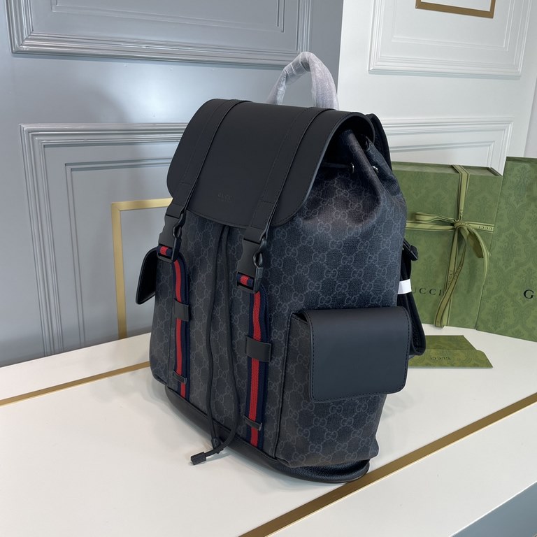 Original single goods [love] Gucci counter with the same models [fireworks] official website synchronization original single authentic. Counter with the same high-end men's casual backpack   workmanship is super refined 