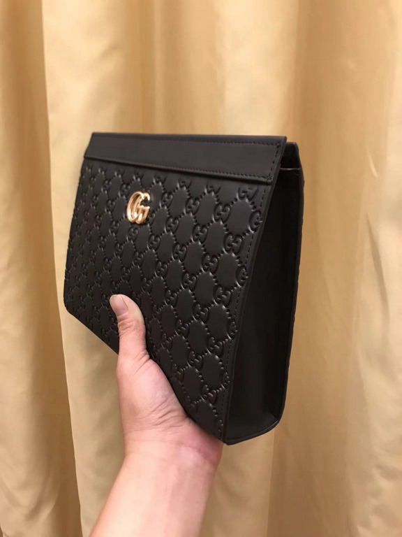 (Gucci Gucci   ) handbags G family latest clip models bag volume capacity,  novice models bag original version of the quality, do finish the work of the United States, another super models popping models attack! Model No