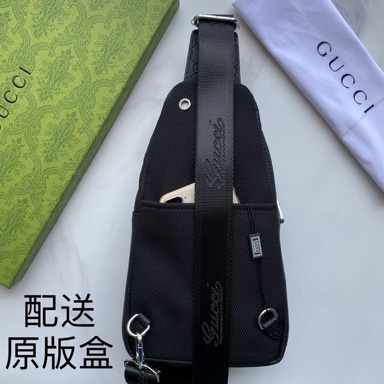 , [distribution of the original box] [original single goods] [love] Gucci original single authentic new counter with the same high-end men's casual chest bag   workmanship is super refined and elegant. With imported raw 