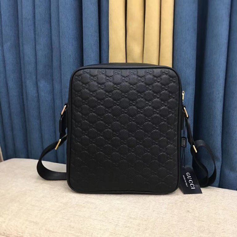 Gucci Crossbody BagModel 38038-2Size 24-28-7Counter new    Heavy hit replica   original leather replica   leather super soft   super large capacity   customized counter original hardware  smooth zipper    perfect craftsm