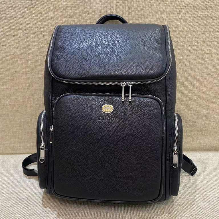 New backpack G home original Italian    This year's heavy money to create a new channel goods   Energetic business   Ideal for men's    LOGO is clear and incomparable   Top imported cowhide! Unquestionable quality     So