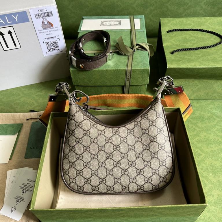 .  With a full set of original green box packaging GG Gucci Attache Series Small Shoulder Backpack The Gucci Love March collection is a refreshed interpretation of the brand's canonical elements, paying homage to the end