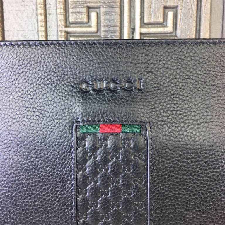 top goods Gucci crossbody bags    classic hot shipping pull, without adding any effect) top imported original cowhide, ultra-high definition hardware logo logo, ultra-comfortable feel soft soft leather, ultra-high-tech p