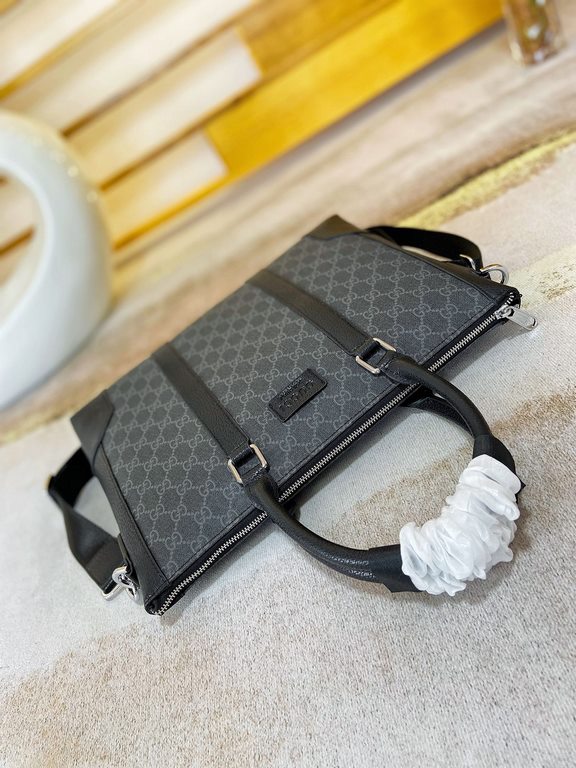 秘 [Gucci 88128 Briefcase]     Italian Milan counter new    Imported special fabrics with cowhide  [Strong] Casual Outdoor Backpacks, Calling out the Counter     Top Original Single Goods   [Strong] That texture Impeccabl