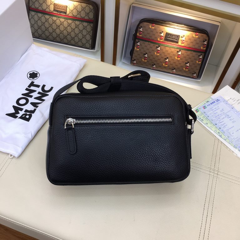 Original single goods [love] Gucci original single authentic new counter with the same high-end men's casual cross-body bag   workmanship is super refined and elegant. With imported raw materials cowhide counter special 