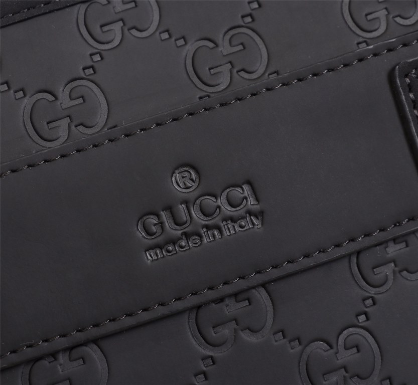 Batch (Model 33086 ~ crossbody bag black) Gucci GUCCI [Delight] men's casual series      quite broad and smooth generous last design, with superb stitching outlines the casual elegance of the mood,      depicts the man's