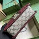 .   with a full set of original green box packaging   mini GG canvas mini shoulder bag, Gucci small leather accessories to break through the boundaries of design, and continue to reinterpret the classic travel pieces in 