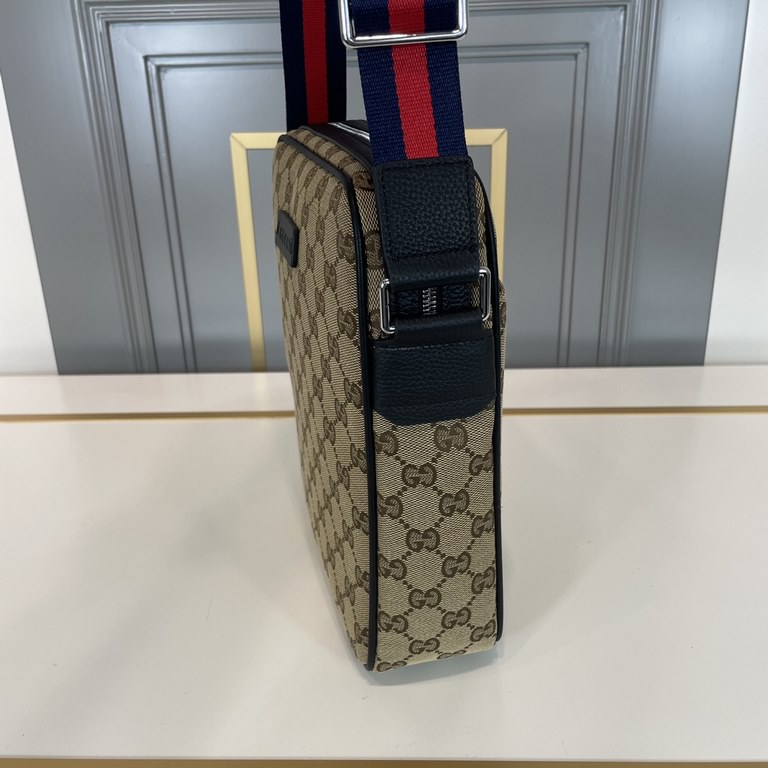 Original single goods [love] Gucci new original single authentic new counter with the same high-end men's casual cross-body bag   workmanship is super refined and elegant. With imported raw materials cowhide counter spec