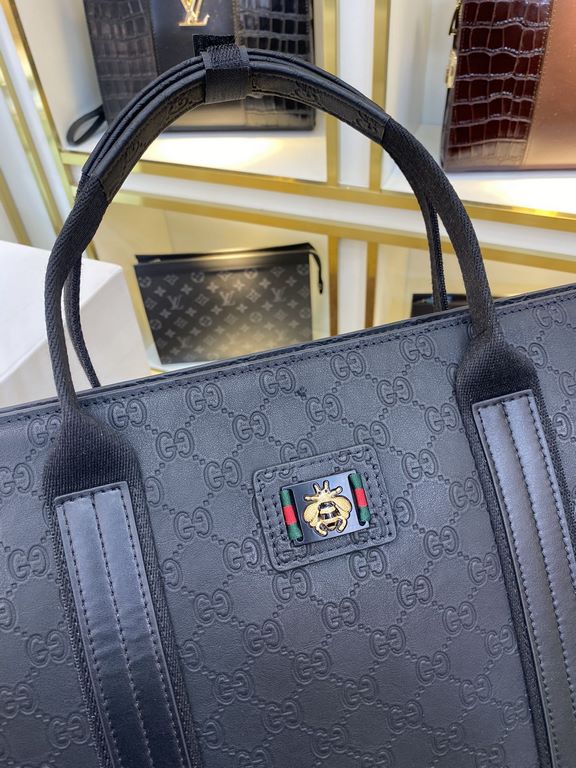 .    Original official website 66323-1 Gucci original single authentic new counter with the same high-end men's casual briefcase   workmanship is super refined and elegant. With imported raw materials cowhide counter spe