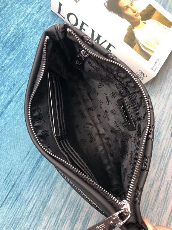 Gucci handbag   original single quality [physical   shooting]   new listing   , high quality handbag, high-end quality, its design is simple and generous, easy to wear on the body, cowhide to create, the version of the e