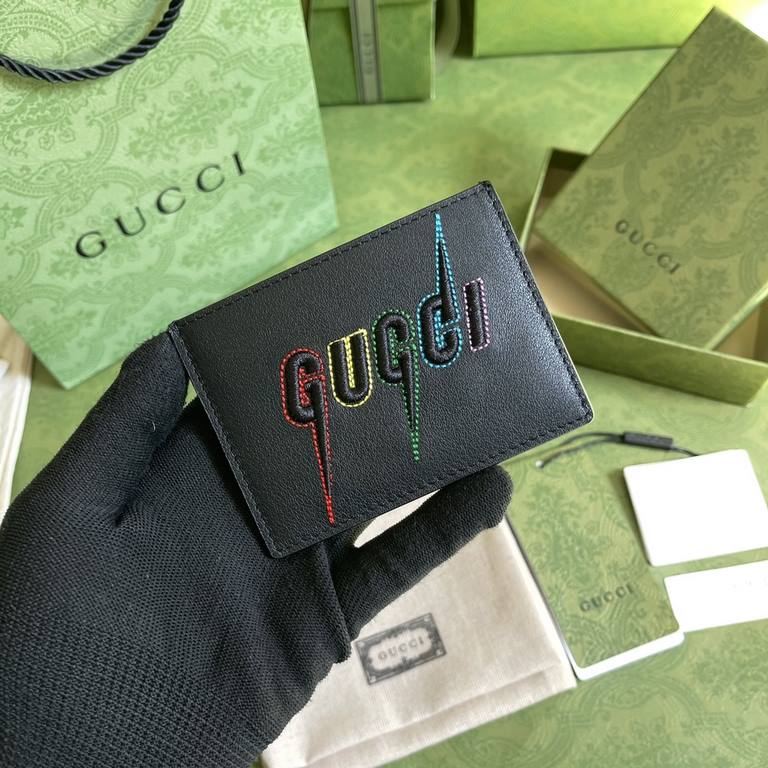 .   With a full set of original green box packaging  G  The newest card case from the house has arrived, which can also be used as a card case and is a practical design piece that the brand has been pushing as a mainstay