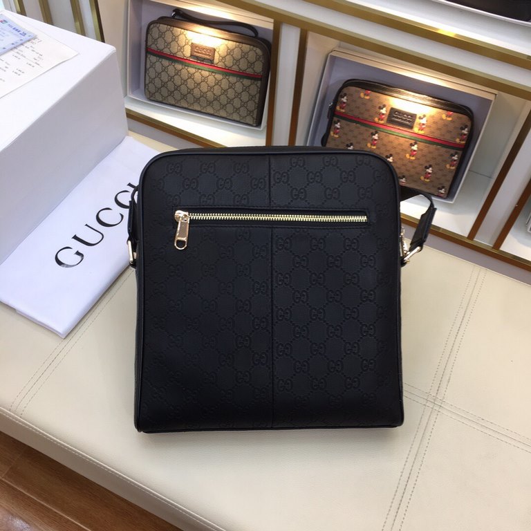 Original single goods [love] Gucci original single authentic new counter with the same high-end men's casual cross-body bag   workmanship is super refined and elegant. With imported raw materials cowhide counter special 