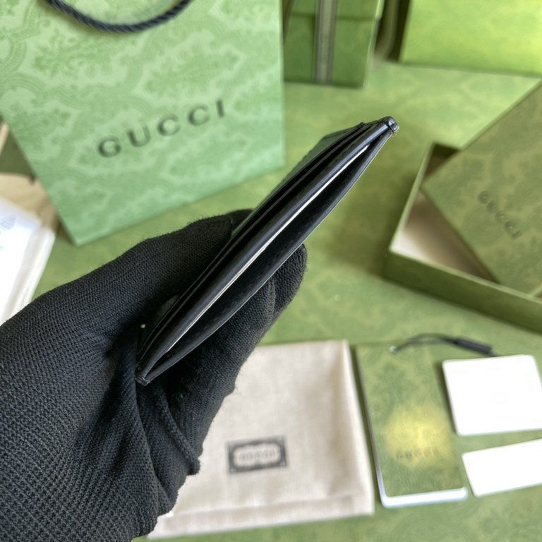 .   With a full set of original green box packaging  G  The newest card case from the house has arrived, which can also be used as a card case and is a practical design piece that the brand has been pushing as a mainstay