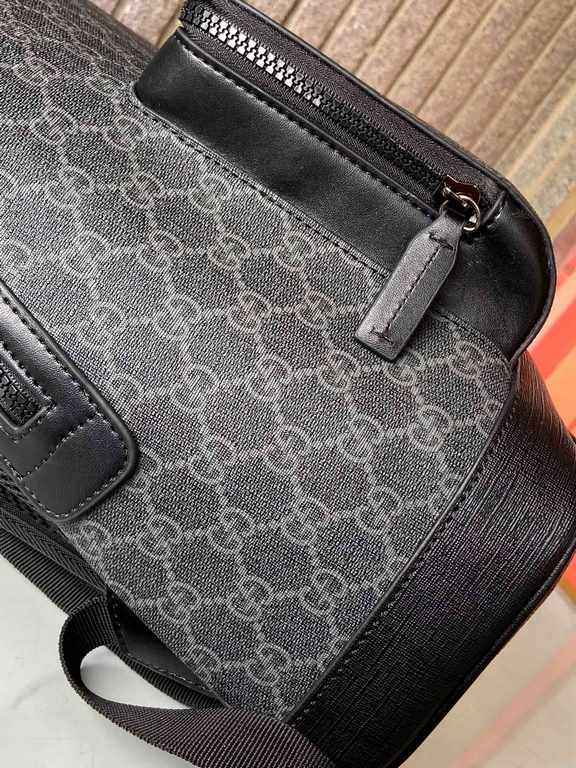 High-end goods   The latest models GUCCI Gucci shoulder bag   Imported original fabrics   Ultra-high-definition hardware logo logo, special lining lining. Super smooth zipper, oil edge super smooth, exquisite workmanship