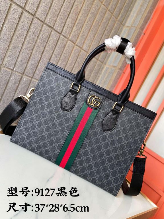 9127 Black Brown  High-end   The new GUCCI Ophidia collection presents a new design briefcase in GG Supreme synthetic canvas, featuring the brand's iconic webbing and double G-shaped hardware. The double handles and deta