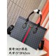 9127 Black Brown  High-end   The new GUCCI Ophidia collection presents a new design briefcase in GG Supreme synthetic canvas, featuring the brand's iconic webbing and double G-shaped hardware. The double handles and deta