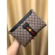 With the box     year (Gucci Gucci   ) handbag G home the latest models, exclusive first,  the original version of the quality, fine workmanship, and another super models popping models attack! Inside there are 6 large c