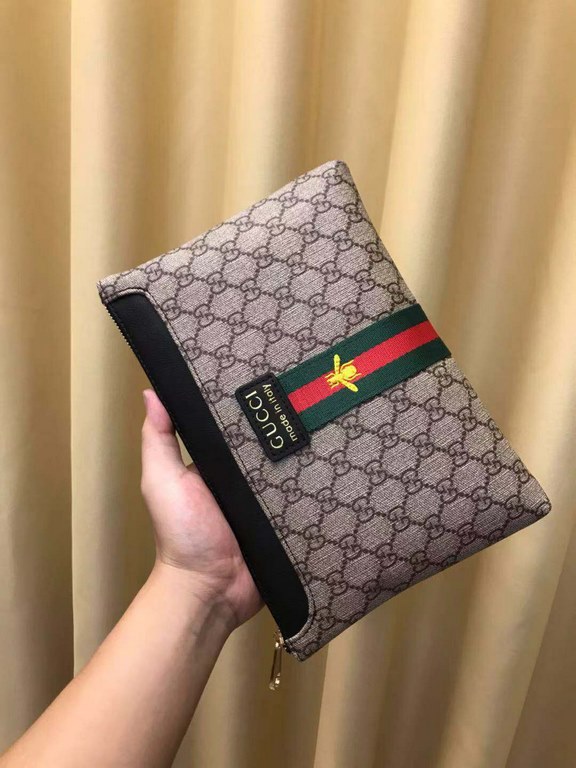 With the box     year (Gucci Gucci   ) handbag G home the latest models, exclusive first,  the original version of the quality, fine workmanship, and another super models popping models attack! Inside there are 6 large c