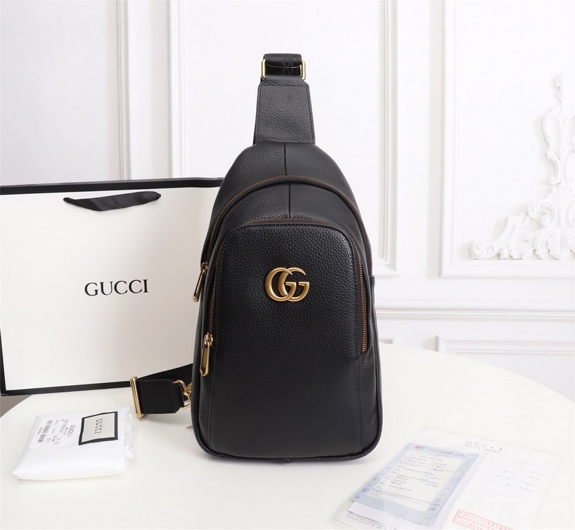 Model 0426-4 Gucci G-Home    chest bag   listed   head layer cowhide leather, vintage hardware double G   style novelty, versatile, go out of the must-have ~ color black, size 32  17  4