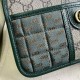 .   with a full set of original green box packaging   mini GG canvas mini shoulder bag, Gucci small leather accessories to break through the boundaries of design, continue to reinterpret the classic travel pieces in a pe