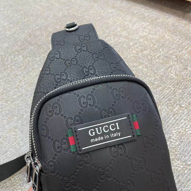 The original official website [original single goods [love] Gucci original single authentic new counter with the same high-end men's casual chest bag   workmanship is super refined and elegant. Equipped with imported raw