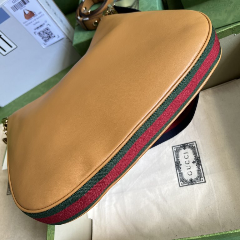 .  With a full set of original green box packaging GG Gucci Attache Series Large Shoulder Backpack The Gucci Love March series is a refreshed interpretation of the brand's canonical elements, paying homage to the endurin