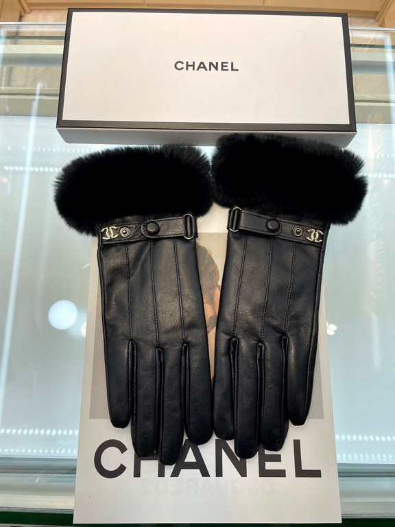 New exclusive first Chanel Chanel ladies new high-grade sheepskin gloves    goddess preferred can not miss      First-grade sheepskin Leather fine and soft cashmere lining to keep warm better goddesses set of the United 