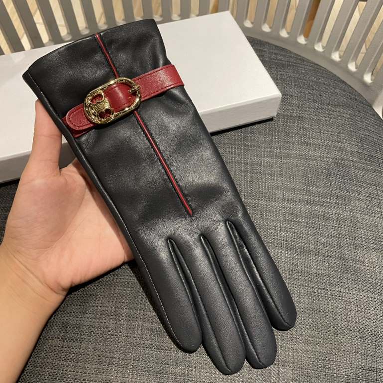 Celine Celine fall and winter new women's gloves official website synchronization    color matching series highlights the mature charm of imported sheepskin leather ultra-thin soft and comfortable version of the positive