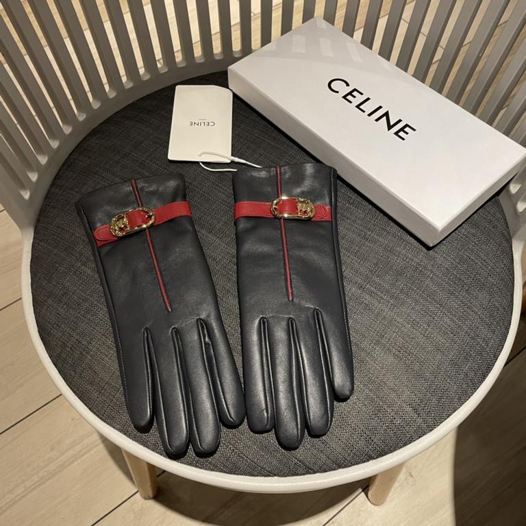 Celine Celine fall and winter new women's gloves official website synchronization    color matching series highlights the mature charm of imported sheepskin leather ultra-thin soft and comfortable version of the positive