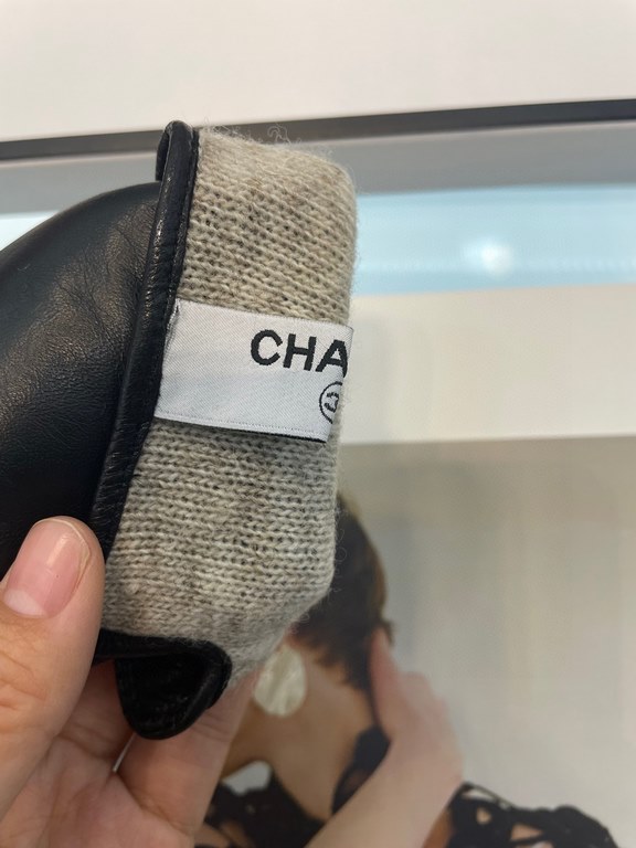 Chanel explosive to   [top original single] official website synchronization women's new high-grade sheepskin gloves     100% selection of imported lambskin lining sheepskin lining Leather luster bright full soft delicat