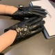 2022 new exclusive first  touch screen gloves Chanel Chanel [original quality] official website synchronization women's new high-grade sheepskin gloves    goddess preferred can not be missed    hundred percent of the sel