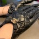 2022 new exclusive first  touch screen gloves Chanel Chanel [original quality] official website synchronization women's new high-grade sheepskin gloves    goddess preferred can not be missed    hundred percent of the sel