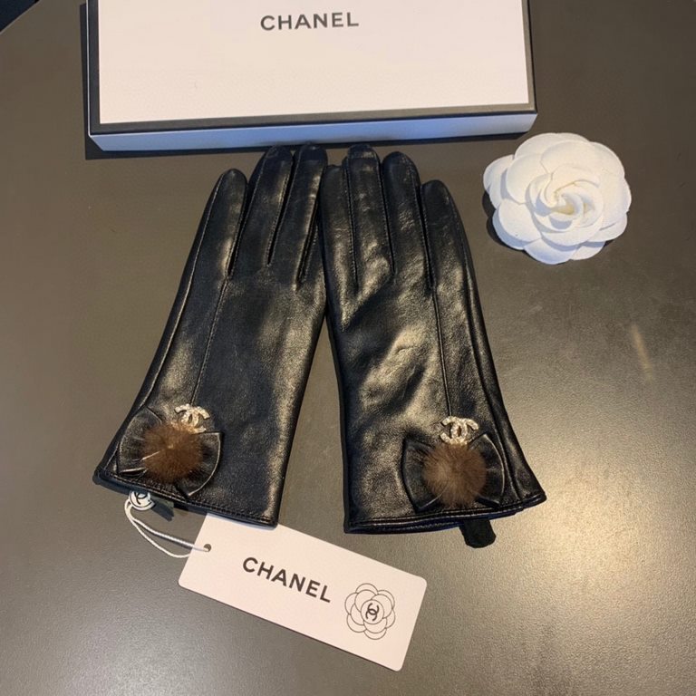 With packaging2022 new exclusive first  touch screen gloves Chanel Chanel fox fur ball hanging drill double C [original quality] official website synchronization women's new high-grade sheepskin gloves    goddess preferr