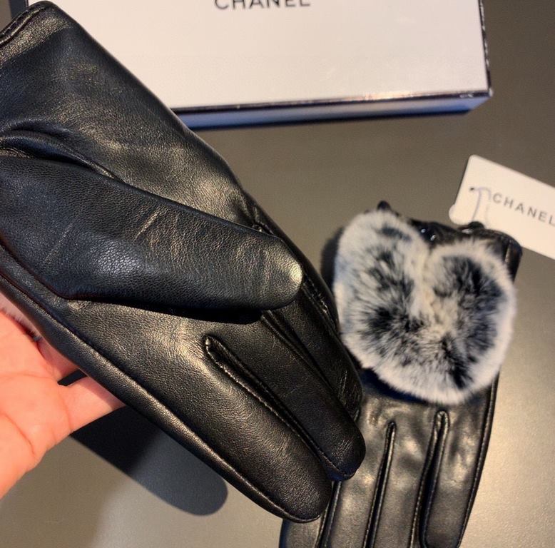 with packagingChanel Chanel 2022 love  fall and winter lazy rabbit hair sheepskin gloves   mobile touch screen, worth comparing     the same paragraph of different quality, kill the market poor product, imported first-cl