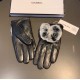 with packagingChanel Chanel 2022 love  fall and winter lazy rabbit hair sheepskin gloves   mobile touch screen, worth comparing     the same paragraph of different quality, kill the market poor product, imported first-cl